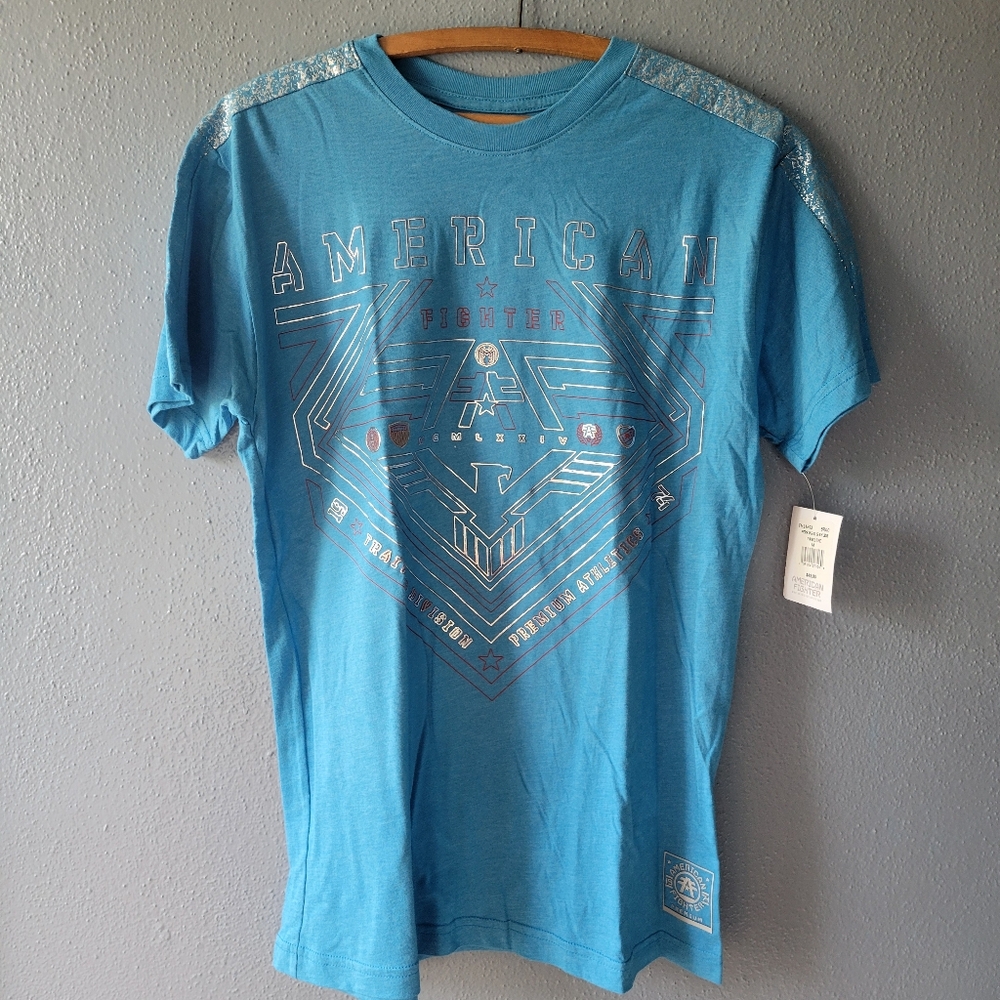 NWT American Fighter short sleeve t-shirt.